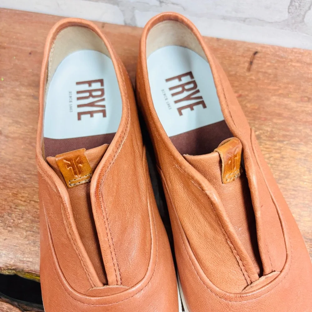 Frye these ivy